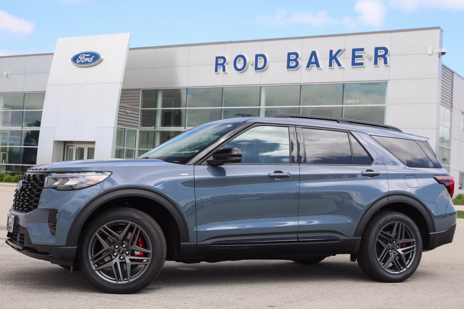 2026 Vapor Blue Metallic Ford Explorer ST-Line 4X4 SUV