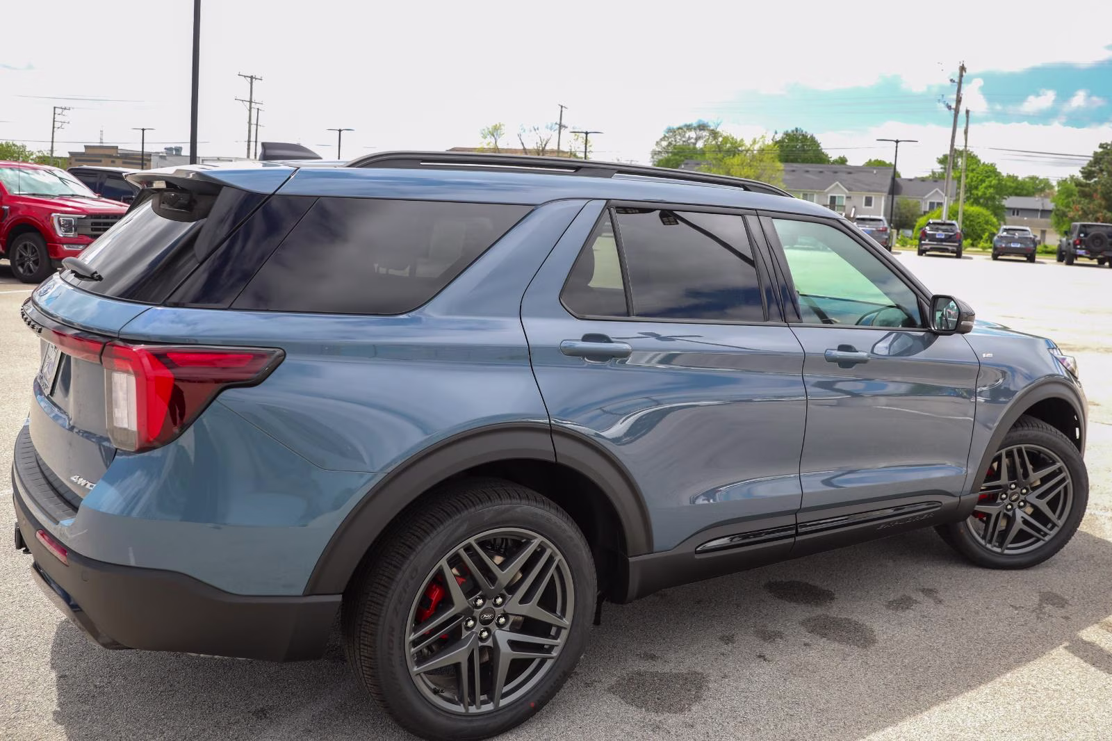 2026 Vapor Blue Metallic Ford Explorer ST-Line 4X4 SUV