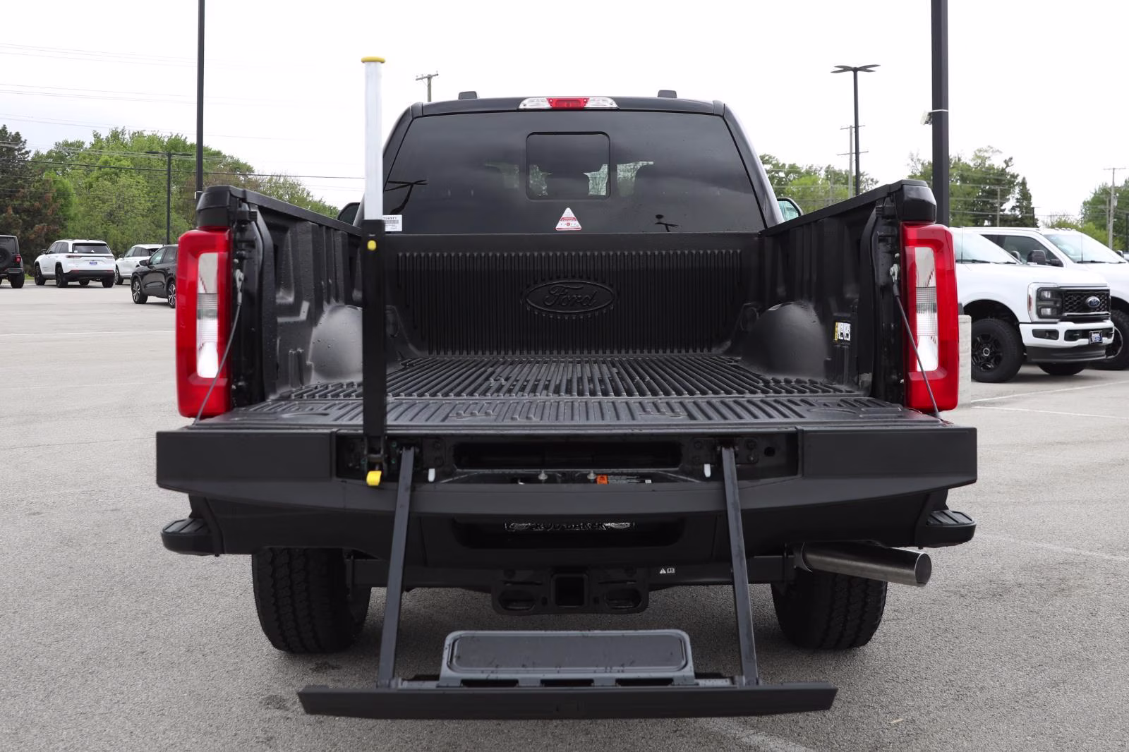 2026 Agate Black Metallic Ford Super Duty F-250 SRW XL 4X4 Truck