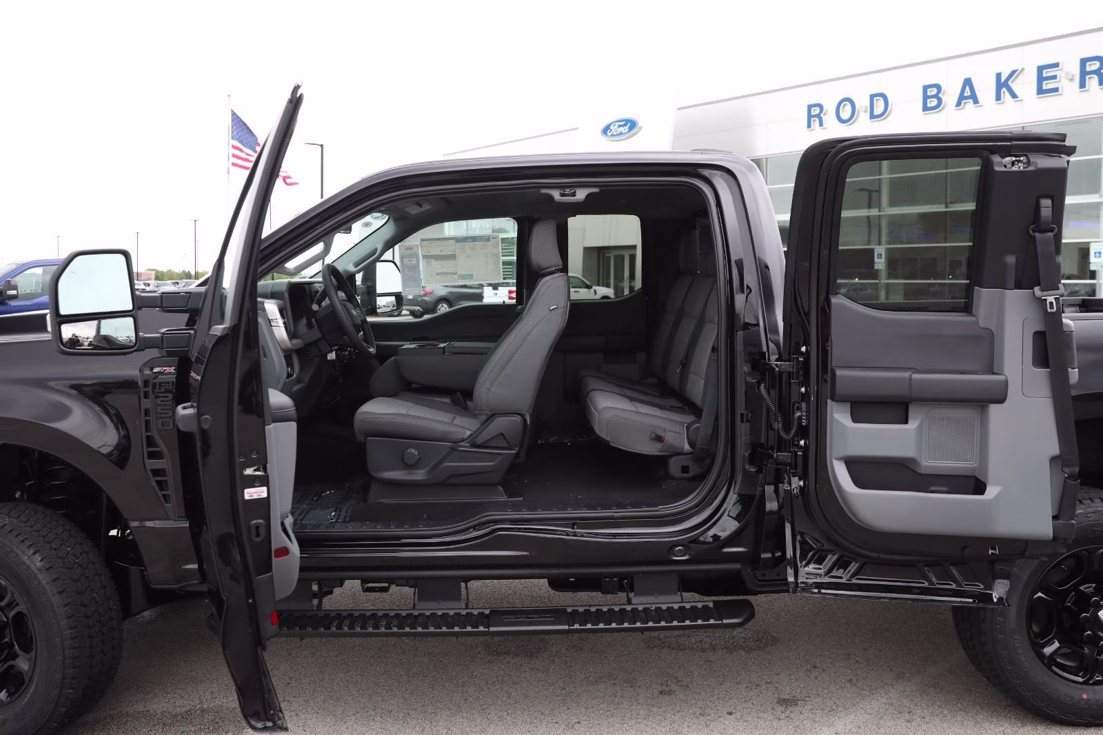 2026 Agate Black Metallic Ford Super Duty F-250 SRW XL 4X4 Truck