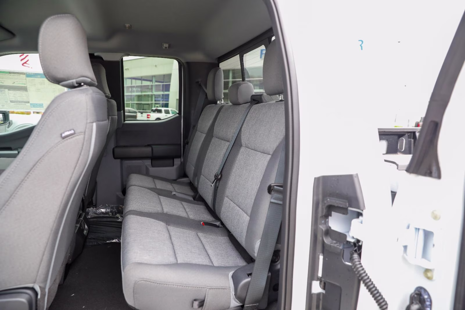 2026 Oxford White Ford Super Duty F-250 SRW XL 4X4 Truck