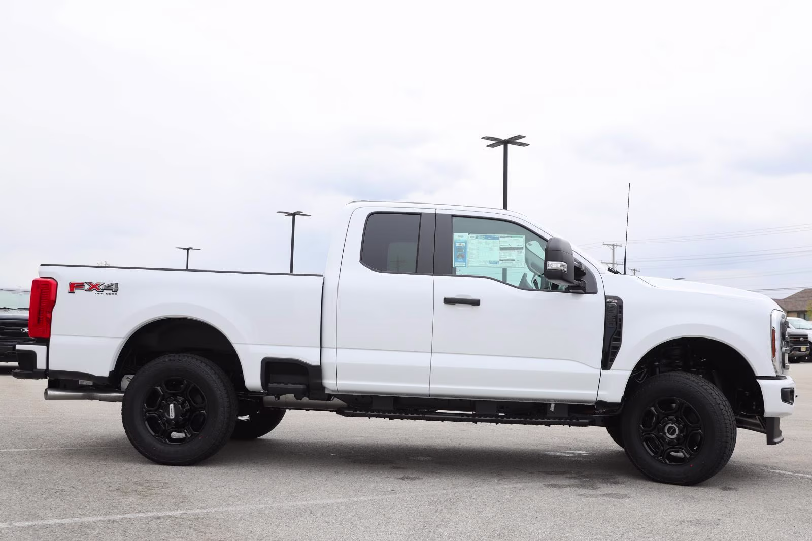 2026 Oxford White Ford Super Duty F-250 SRW XL 4X4 Truck