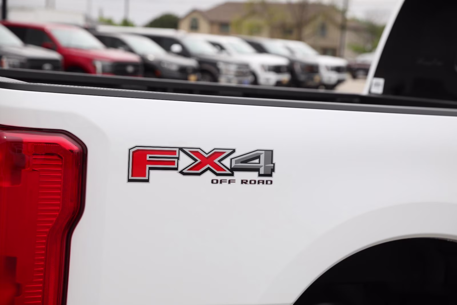 2026 Oxford White Ford Super Duty F-250 SRW XL 4X4 Truck