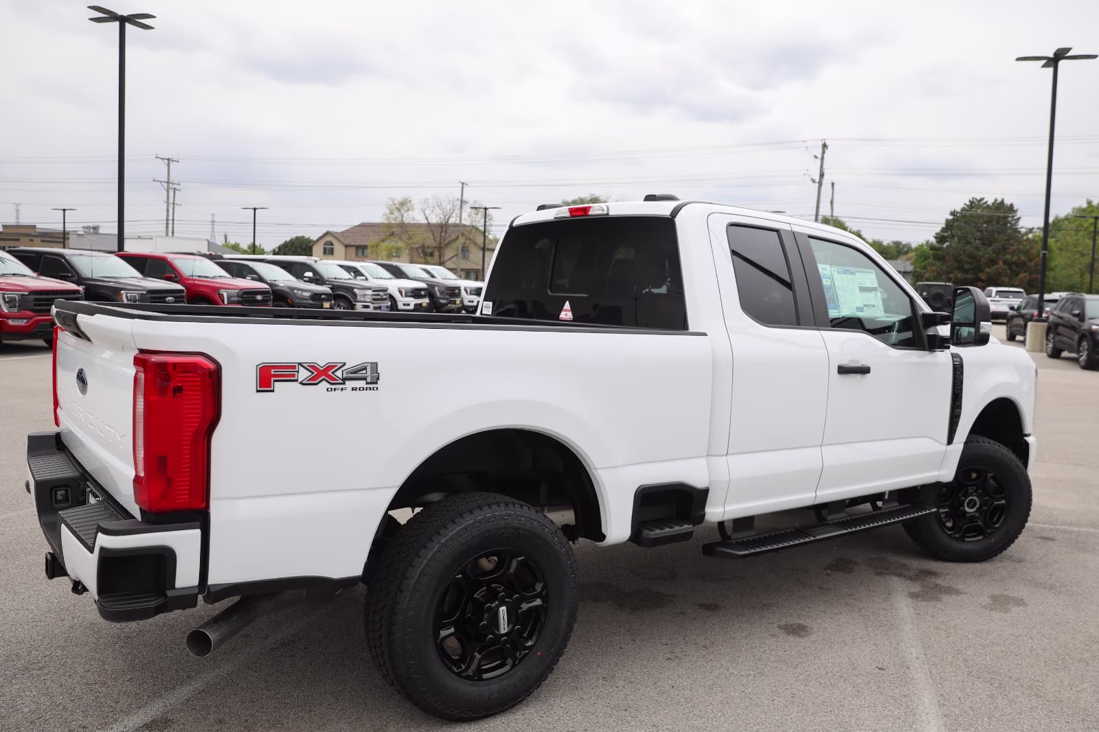 2026 Oxford White Ford Super Duty F-250 SRW XL 4X4 Truck