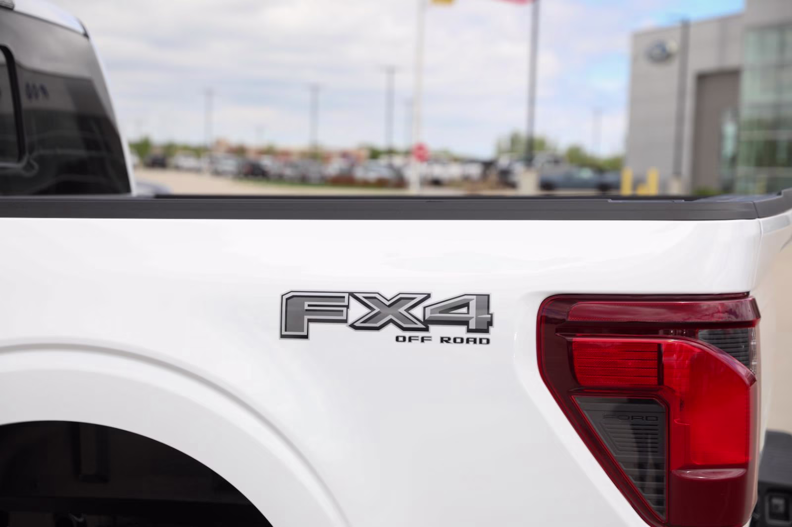 2026 Oxford White Ford F-150 XLT 4X4 Truck