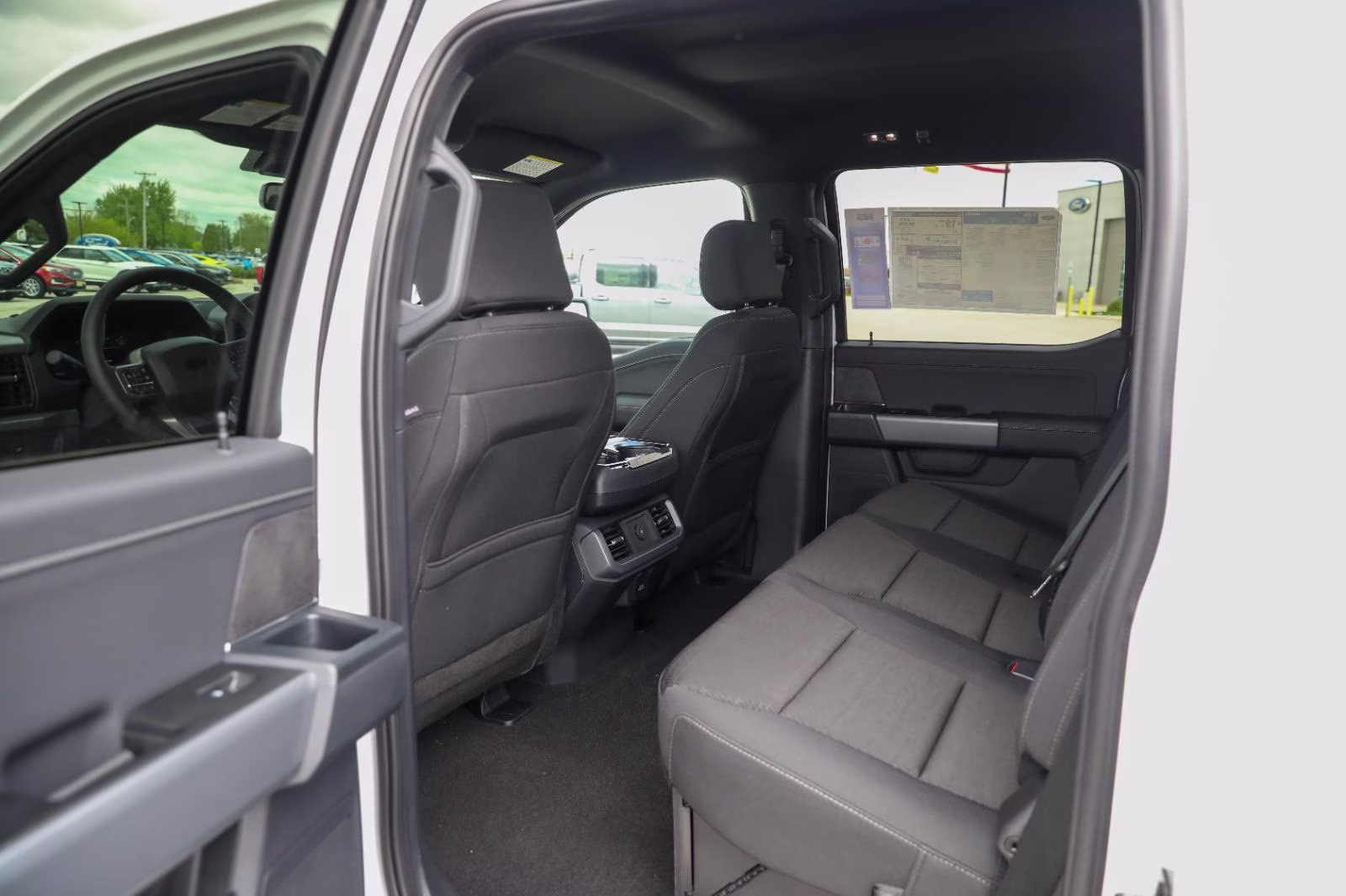 2026 Oxford White Ford F-150 XLT 4X4 Truck