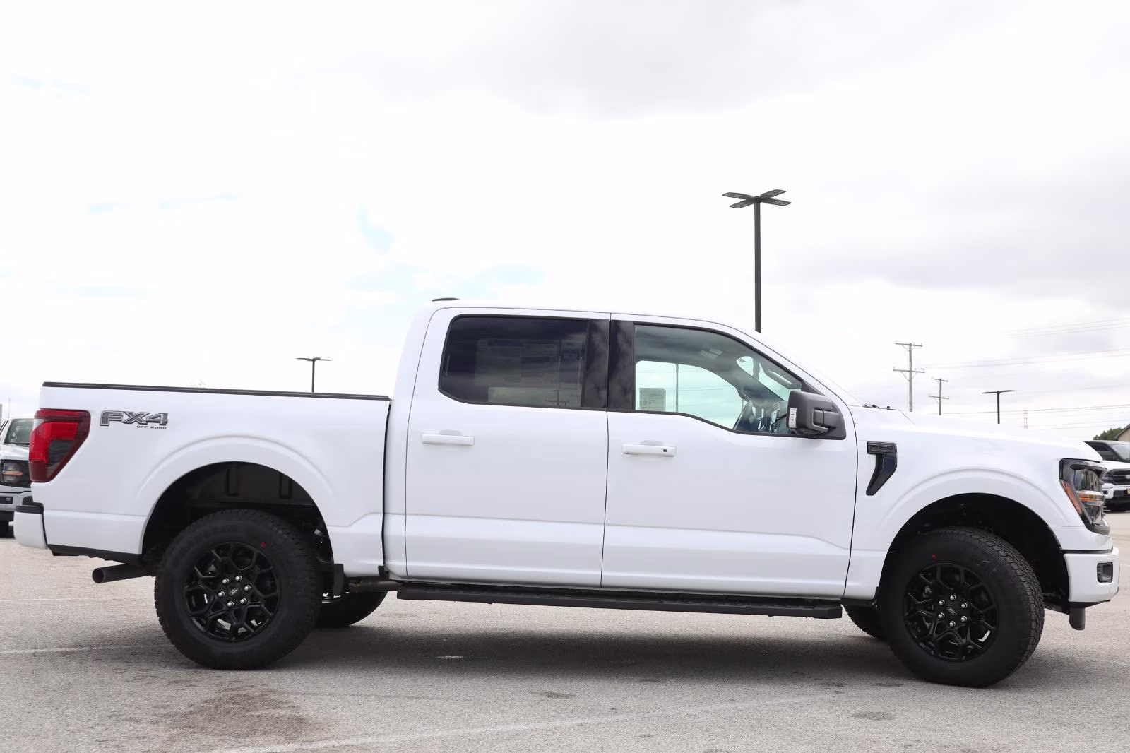 2026 Oxford White Ford F-150 XLT 4X4 Truck