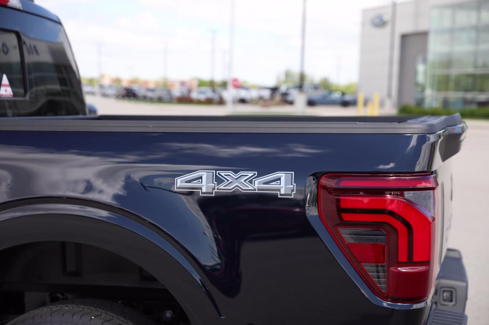 2026 Antimatter Blue Metallic Ford F-150 LARIAT 4X4 Truck