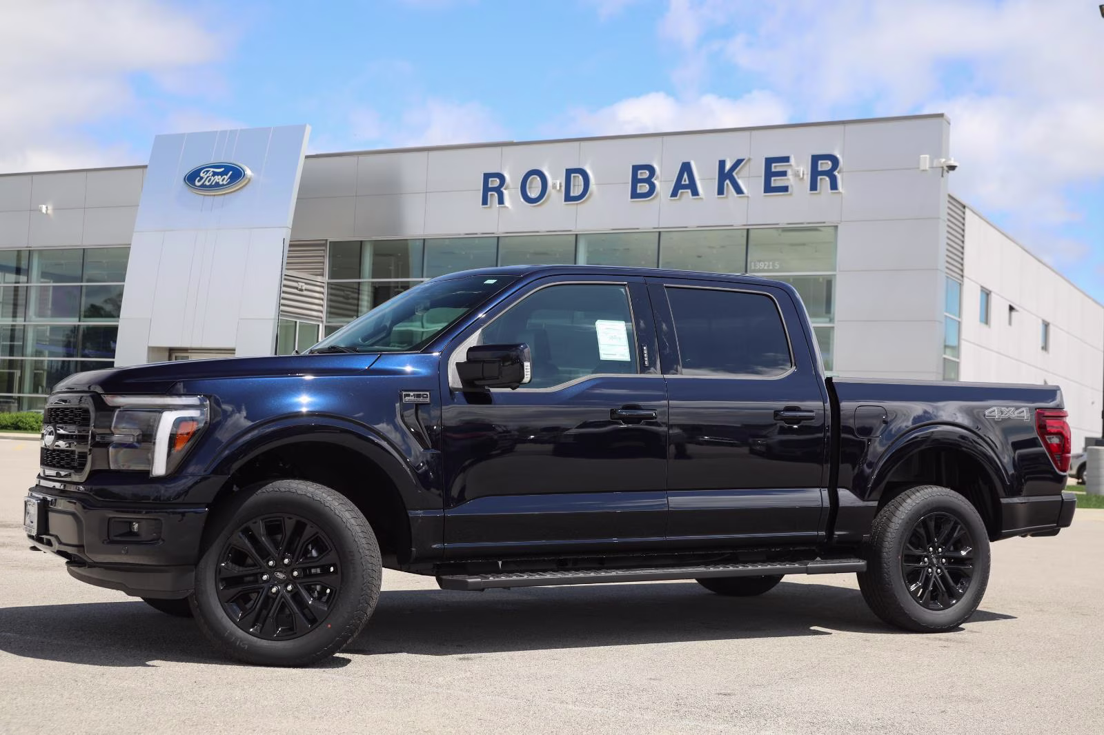 2026 Antimatter Blue Metallic Ford F-150 LARIAT 4X4 Truck
