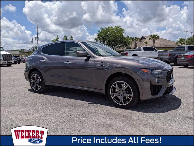 2023 Maserati Levante Modena's photo