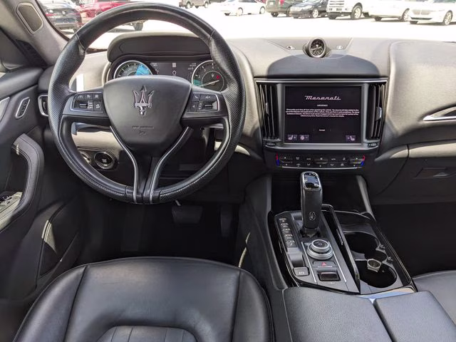2023 Grigio Maserati Levante Modena AWD SUV