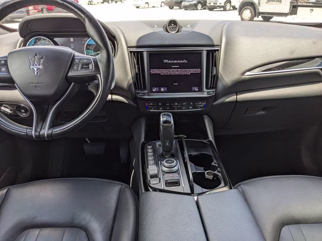 2023 Grigio Maserati Levante Modena AWD SUV