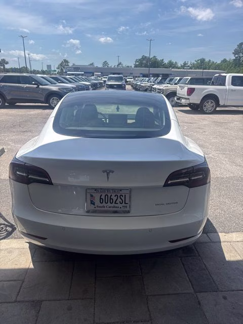 2022 Tesla Model 3 Long Range AWD Sedan