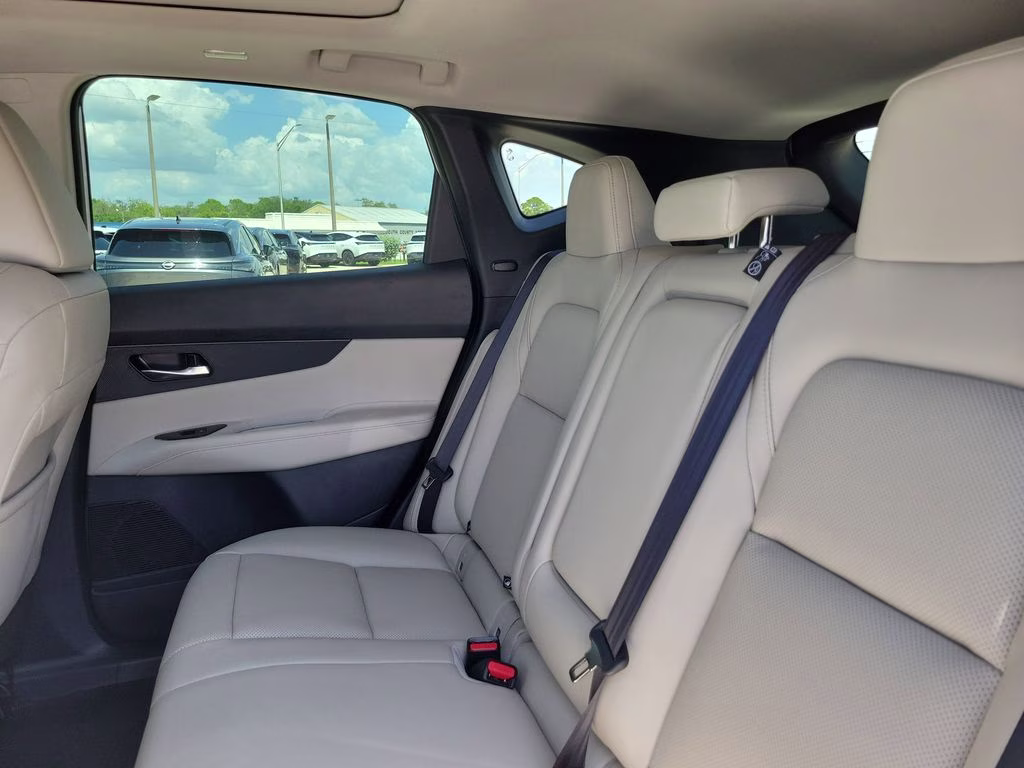 2026 Everest White Pearl Tricoat Nissan Murano SL AWD SUV