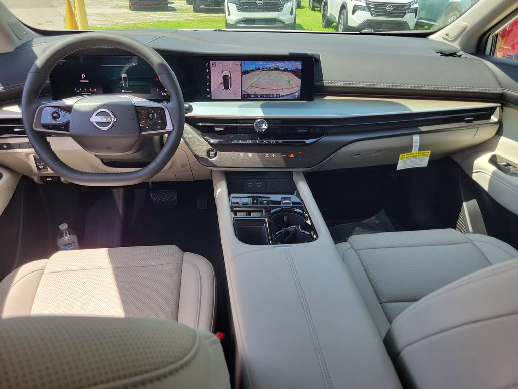 2026 Everest White Pearl Tricoat Nissan Murano SL AWD SUV