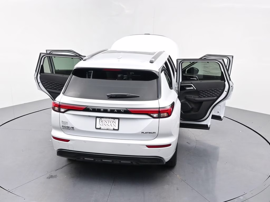2026 Alpine Frost Nissan Rogue Plug-In Hybrid Platinum AWD SUV