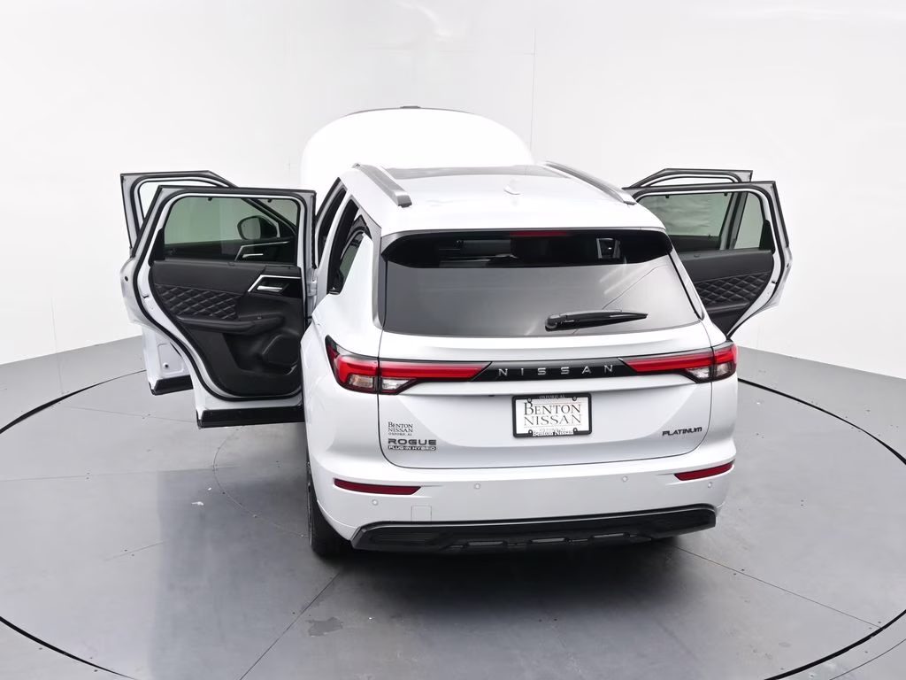 2026 Alpine Frost Nissan Rogue Plug-In Hybrid Platinum AWD SUV
