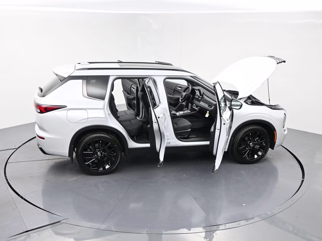 2026 Alpine Frost Nissan Rogue Plug-In Hybrid Platinum AWD SUV