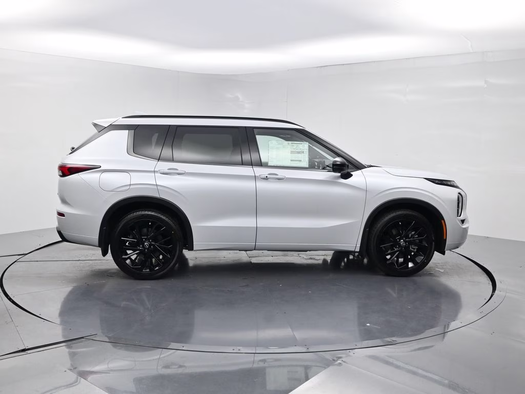 2026 Alpine Frost Nissan Rogue Plug-In Hybrid Platinum AWD SUV