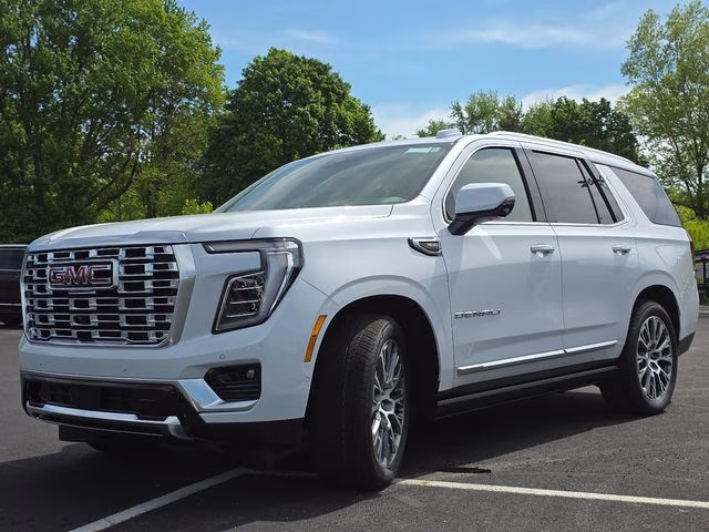 2026 Glacier White Tricoat GMC Yukon Denali 4X4 SUV
