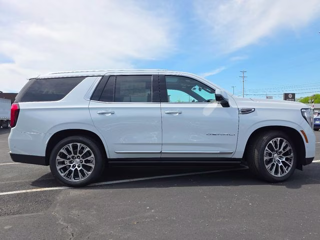 2026 Glacier White Tricoat GMC Yukon Denali 4X4 SUV