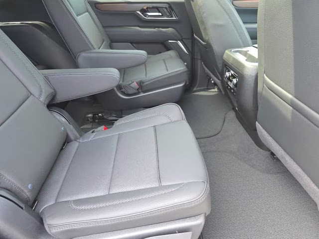 2026 Glacier White Tricoat GMC Yukon Denali 4X4 SUV