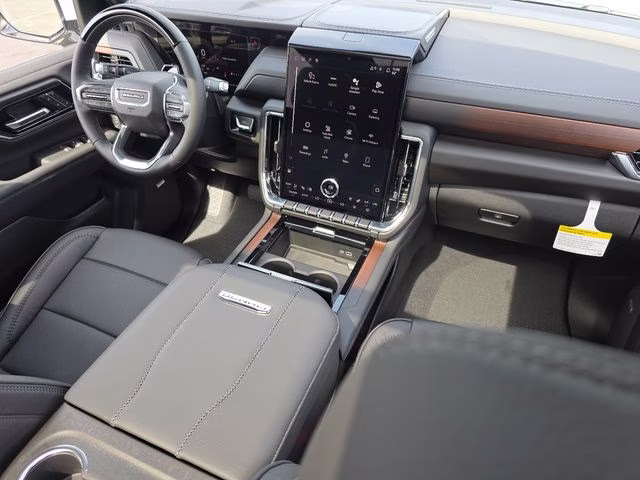 2026 Glacier White Tricoat GMC Yukon Denali 4X4 SUV