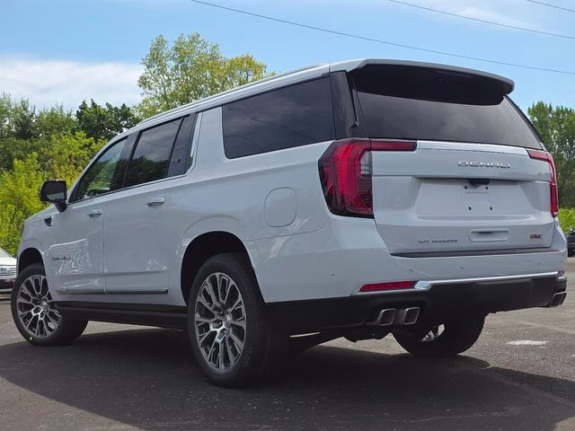 2026 Glacier White Tricoat GMC Yukon XL Denali 4X4 SUV