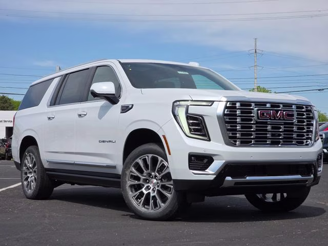 2026 Glacier White Tricoat GMC Yukon XL Denali 4X4 SUV