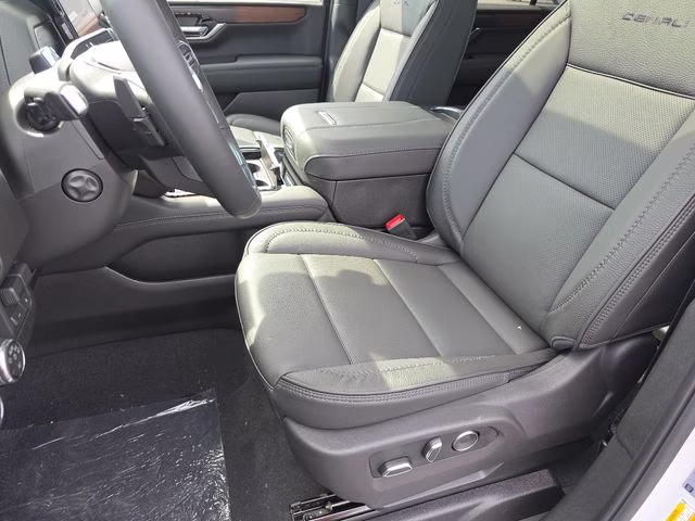 2026 Glacier White Tricoat GMC Yukon XL Denali 4X4 SUV