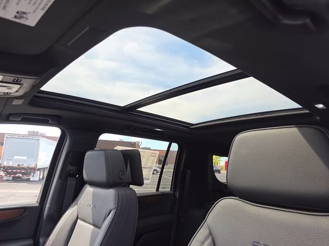 2026 Glacier White Tricoat GMC Yukon XL Denali 4X4 SUV