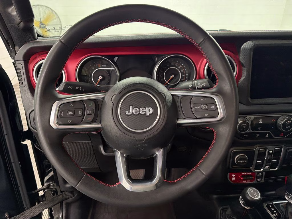 2023 Black Clearcoat Jeep Gladiator Rubicon 4X4 Truck