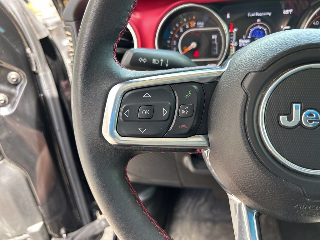 2023 Black Clearcoat Jeep Gladiator Rubicon 4X4 Truck
