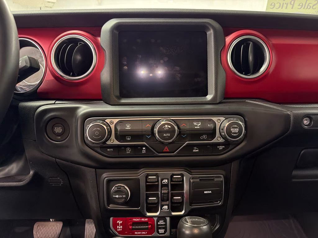 2023 Black Clearcoat Jeep Gladiator Rubicon 4X4 Truck