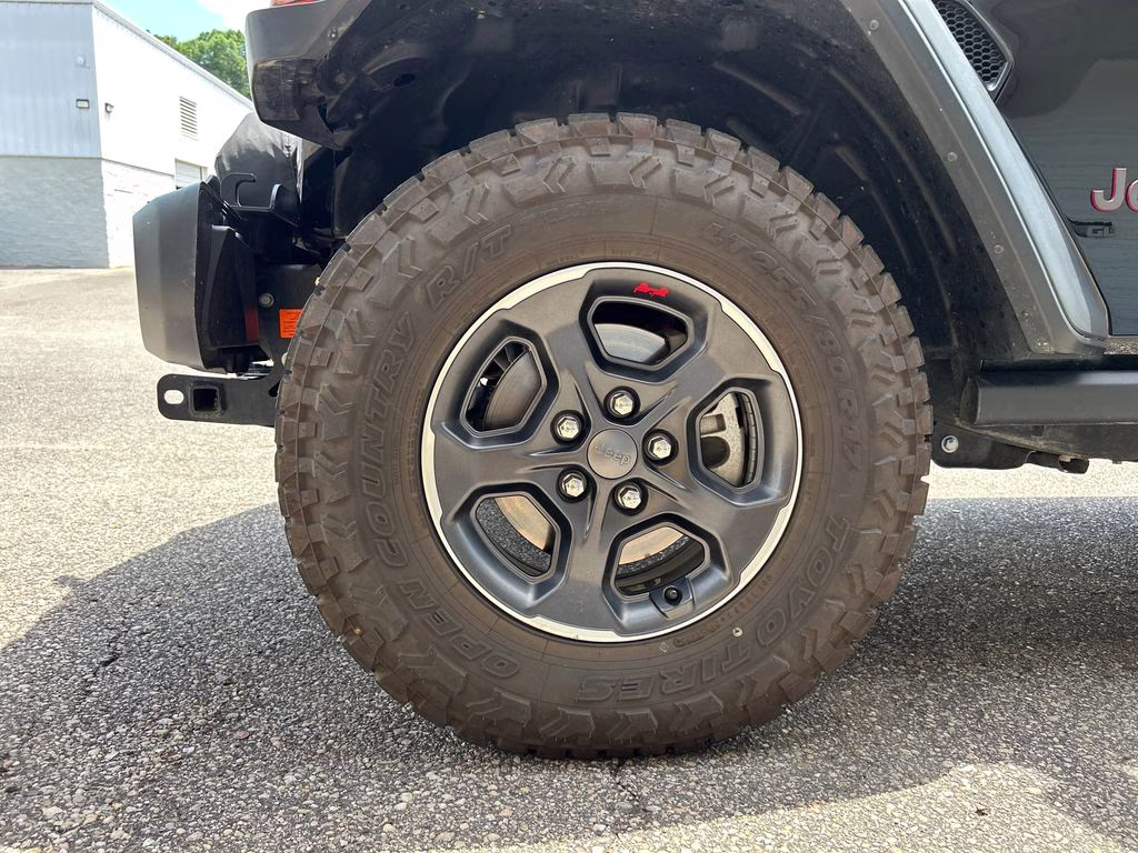 2023 Black Clearcoat Jeep Gladiator Rubicon 4X4 Truck