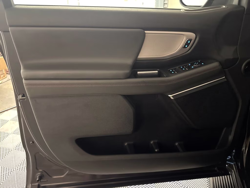 2025 Gray Metallic Ford Expedition Active RWD SUV