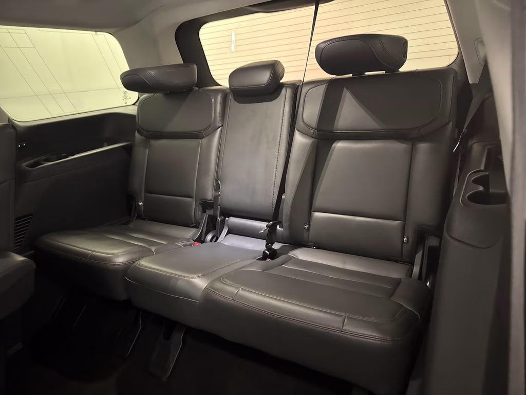 2025 Gray Metallic Ford Expedition Active RWD SUV