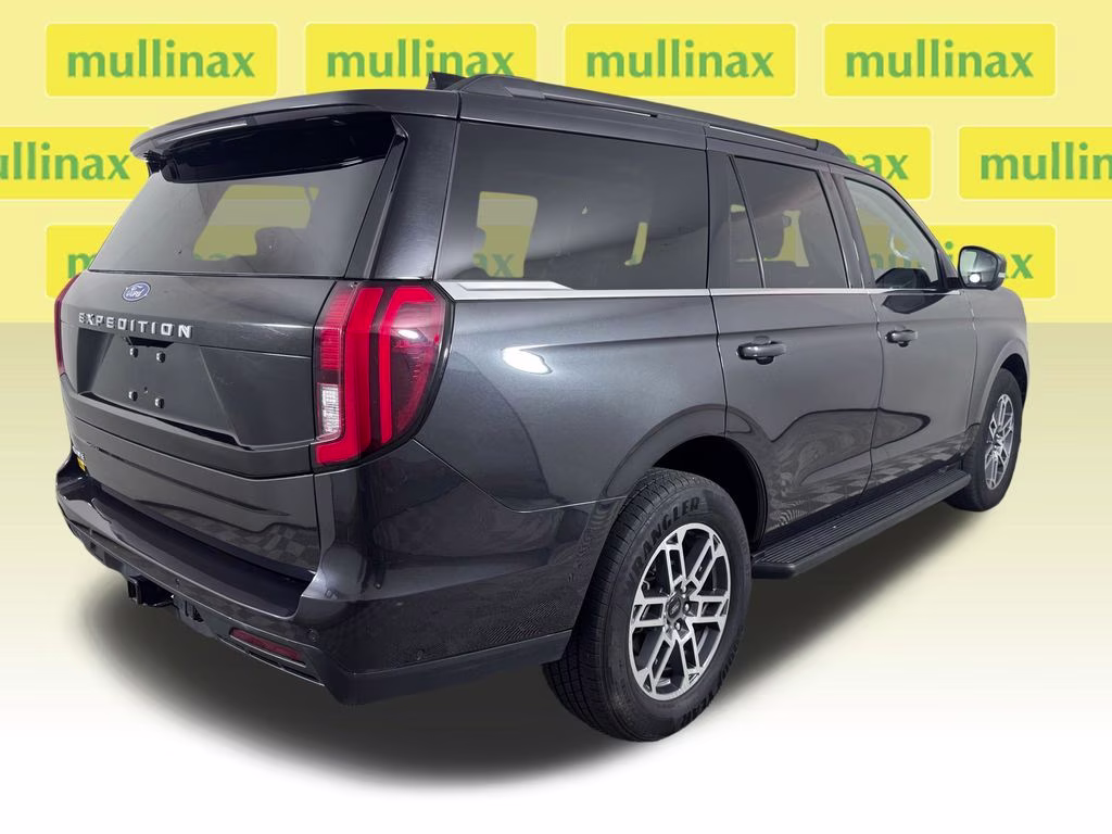 2025 Gray Metallic Ford Expedition Active RWD SUV