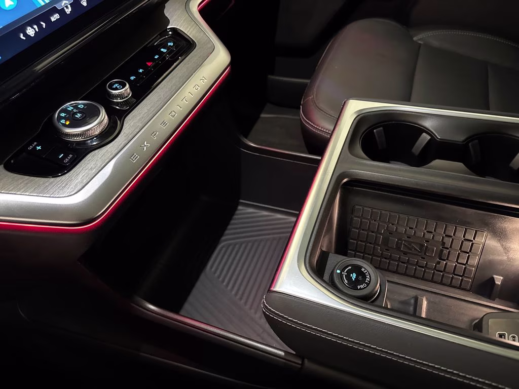 2025 Agate Black Metallic Ford Expedition Platinum 4X4 SUV