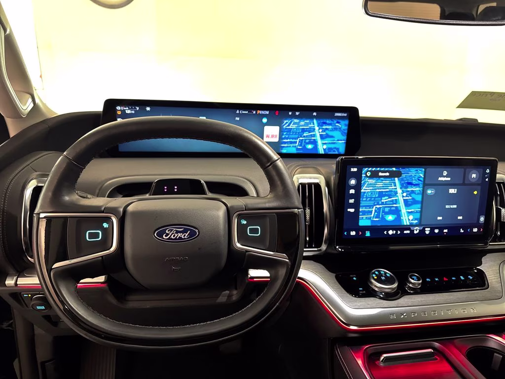 2025 Agate Black Metallic Ford Expedition Platinum 4X4 SUV