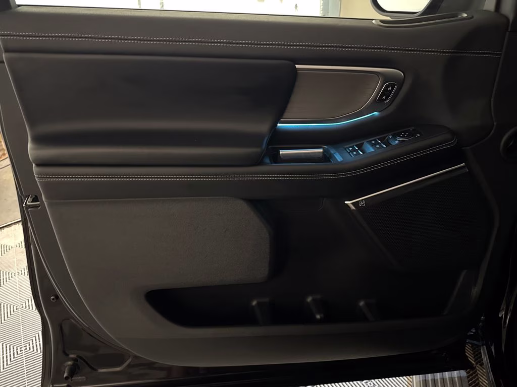 2025 Agate Black Metallic Ford Expedition Platinum 4X4 SUV