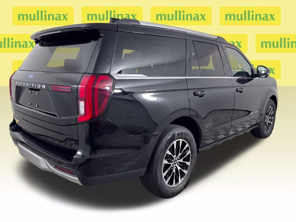 2025 Agate Black Metallic Ford Expedition Platinum 4X4 SUV