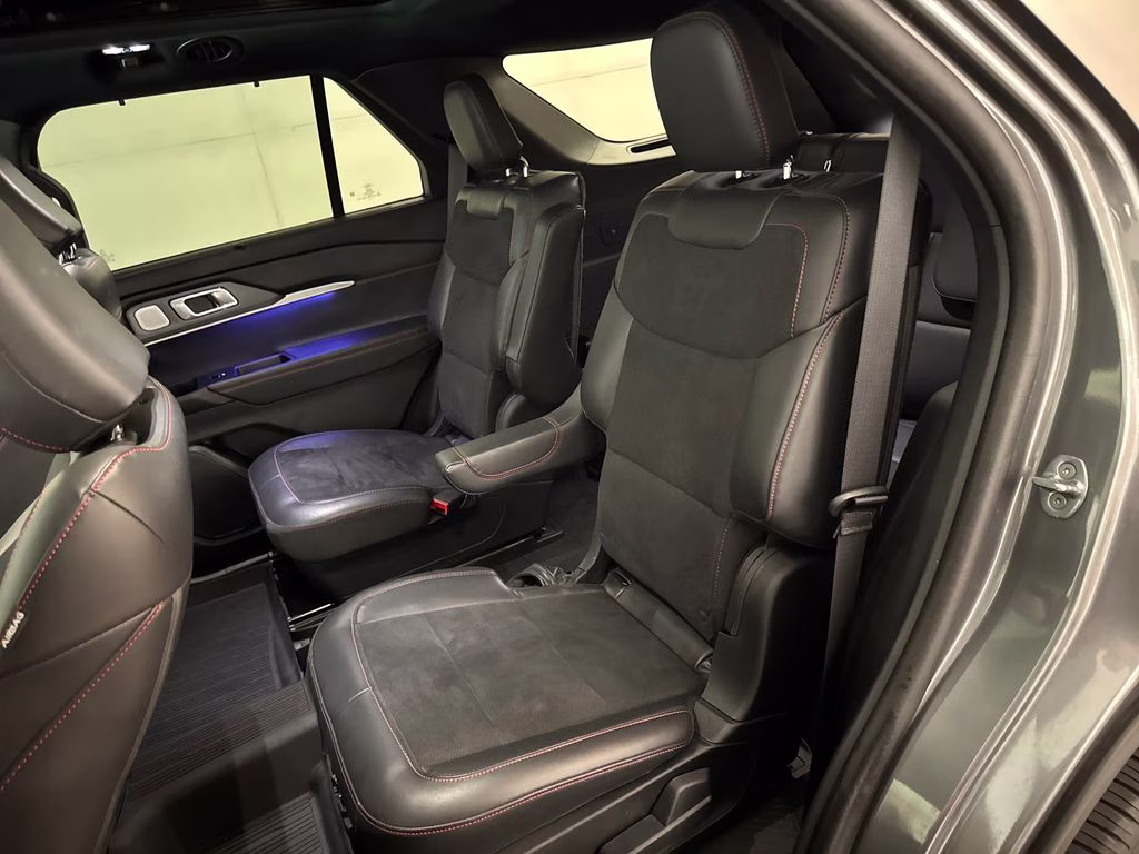 2025 Carbonized Gray Metallic Ford Explorer ST 4X4 SUV