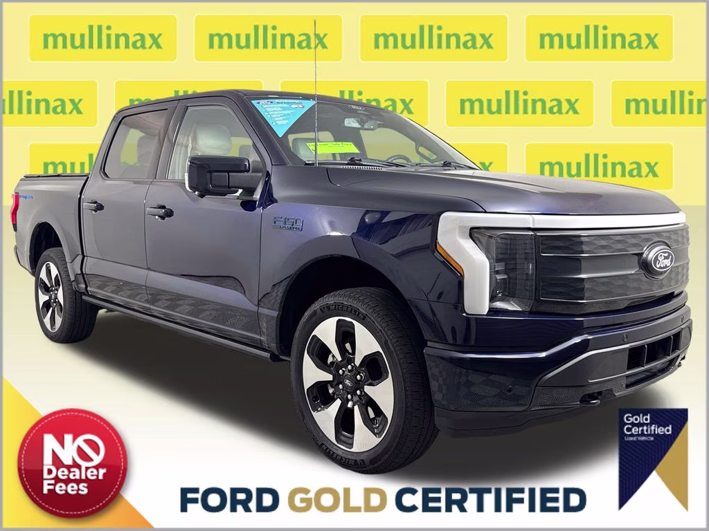 2025 Antimatter Blue Metallic Ford F-150 Lightning Platinum AWD Truck
