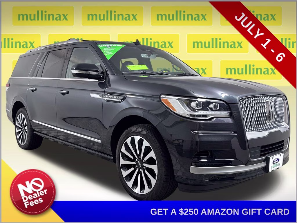2024 Starlight Gray Metallic Premium Colorant Lincoln Navigator L Reserve 4X4 SUV