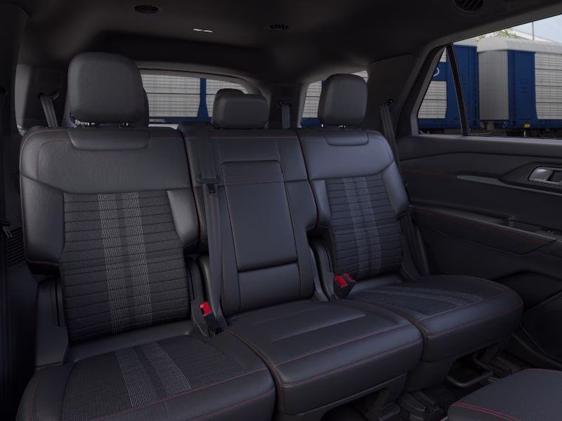 2026 Star White Metallic Tri-Coat Ford Explorer ST-Line RWD SUV