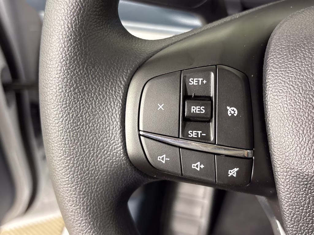 2026 Oxford White Ford Maverick XLT FWD Truck