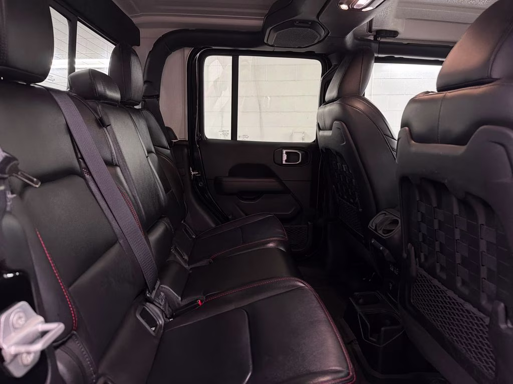 2023 Black Clearcoat Jeep Gladiator Rubicon 4X4 Truck