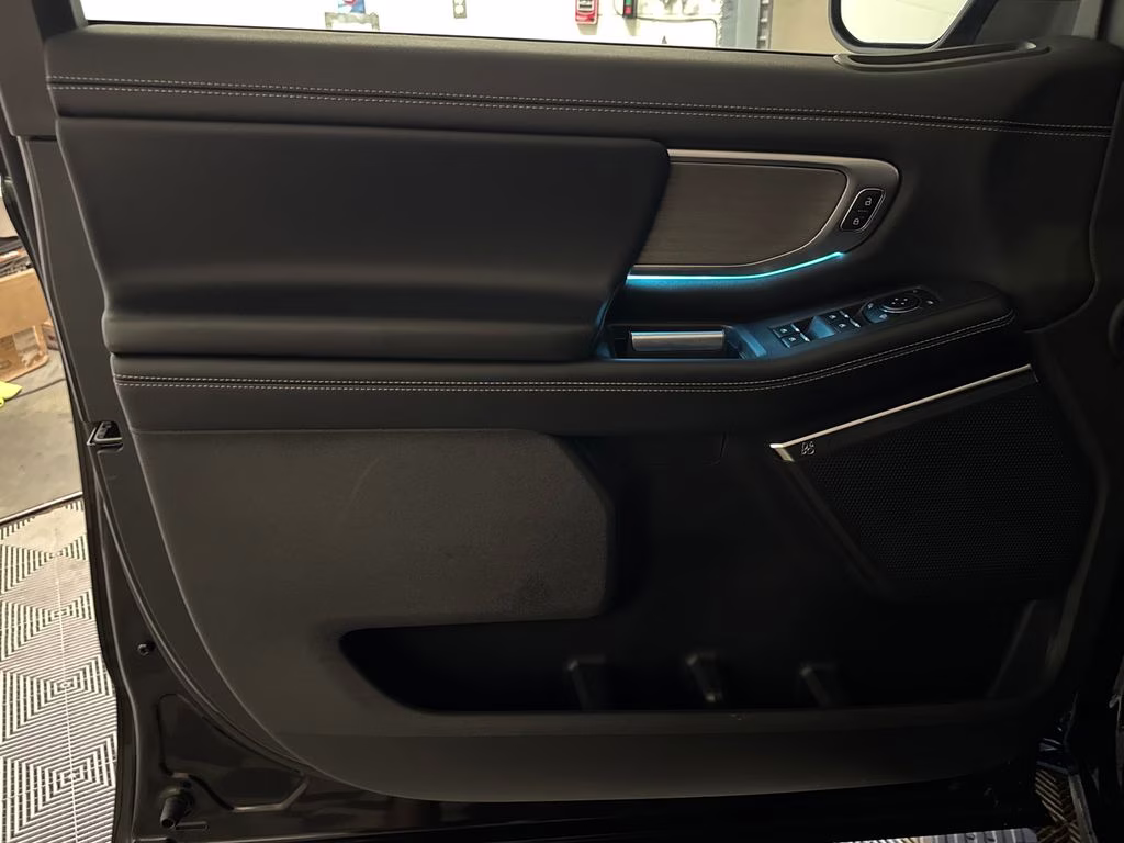 2025 Agate Black Metallic Ford Expedition Platinum 4X4 SUV