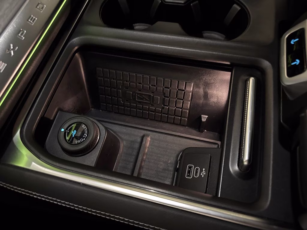 2025 Agate Black Metallic Ford Expedition Platinum 4X4 SUV